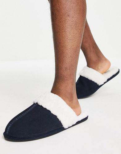 Pantofole in pregiato montone blu navy con interno color crema - ASOS DESIGN - Modalova