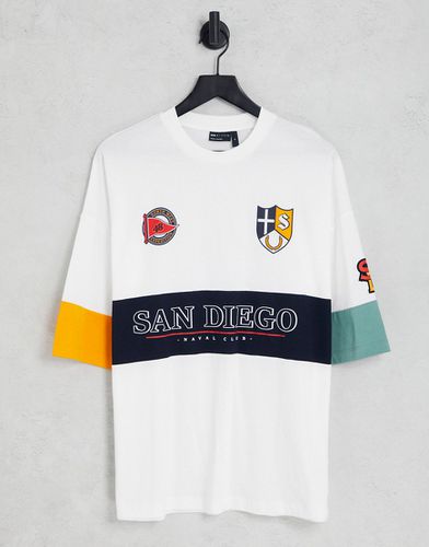 T-shirt oversize bianca con stampa di città San Diego-Bianco - ASOS DESIGN - Modalova