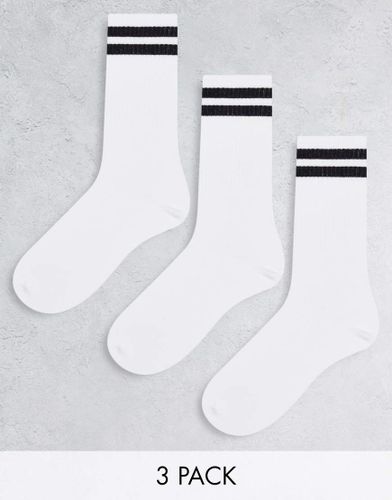 Confezione da 3 calzini sportivi neri-Bianco - Bershka - Modalova