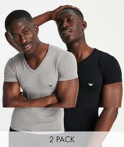Emporio Armani Loungewear - Confezione da 2 T-shirt da casa nere e grigie con logo e scollo a V - Emporio Armani Bodywear - Modalova