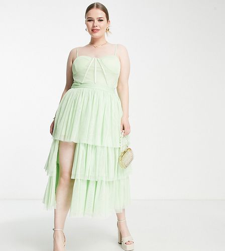 Vestito midi in tulle a balze con corsetto verde pastello - Lace & Beads Plus - Modalova