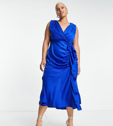 Vestito midi in raso con scollo profondo blu reale - Little Mistress Plus - Modalova