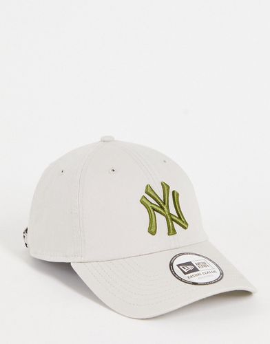 Cappellino classico casual beige con logo NY kaki - New Era - Modalova