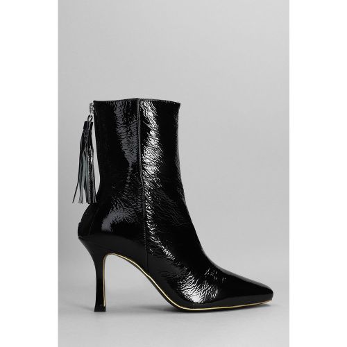 Tronchetti tacco alto Nusha in Vernice Nera - Gold & Rouge - Modalova